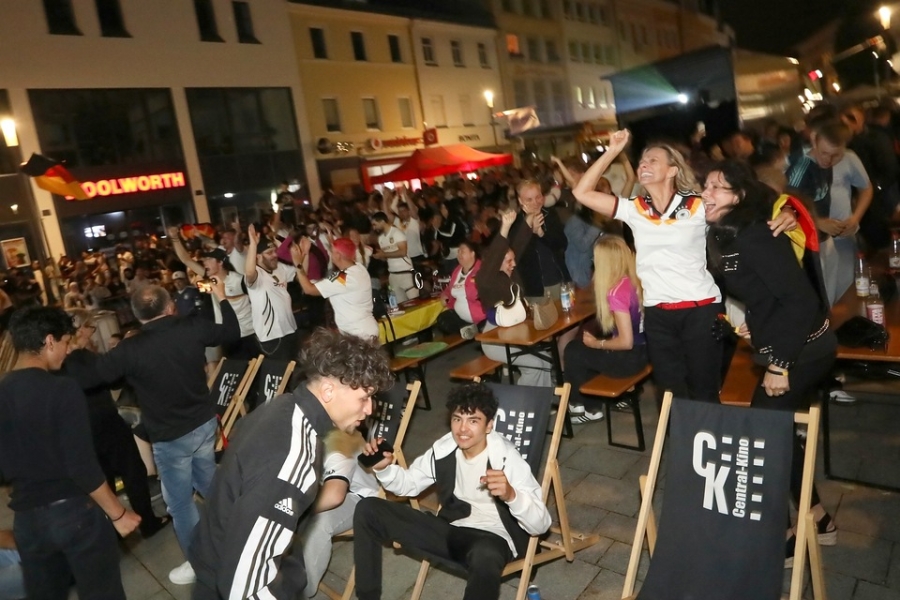 2026-06-29-public-viewing-eddi-0090.jpg