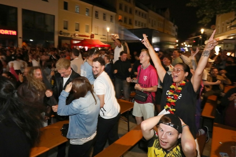 2026-06-29-public-viewing-eddi-0106.jpg