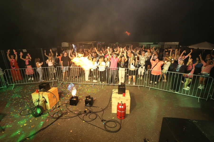 2026-08-14-gefrees-malle-party-eddi-0019.jpg