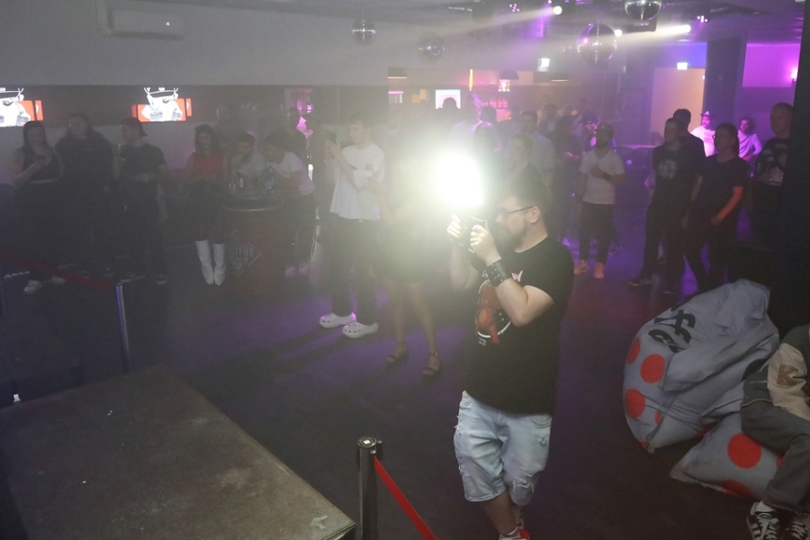 2026-08-22-club-aber-herzlich-eddi-0062.jpg